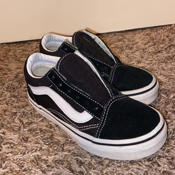 Vans - Picture 2 of 4